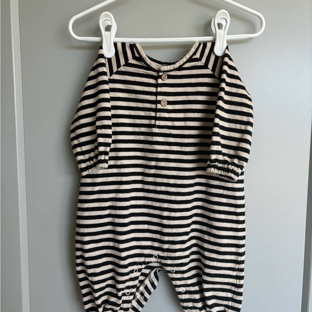 Rylee and cru Henley Bubble Jumpsuit || Black Stripe 0-3months